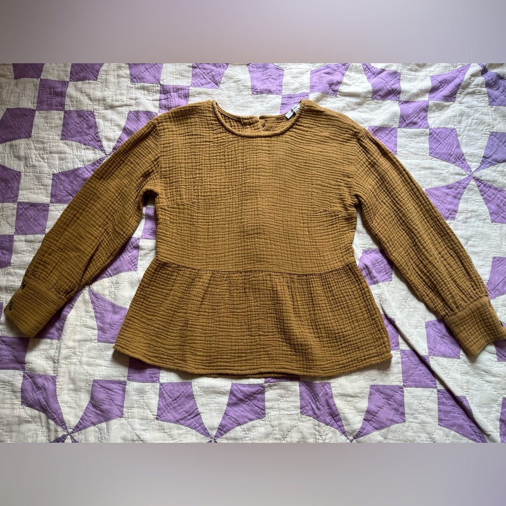 Madewell blouse with buttons down the back